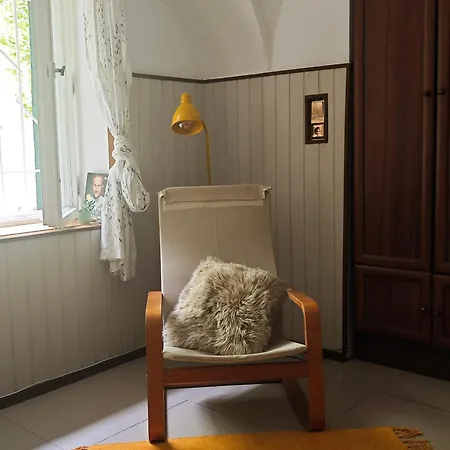 Vintage Room With Garden View Bratislava Exterior photo